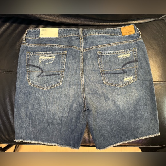 American Eagle Outfitters TOMGIRL BERMUDA BRAND NEW - Picture 2 of 4